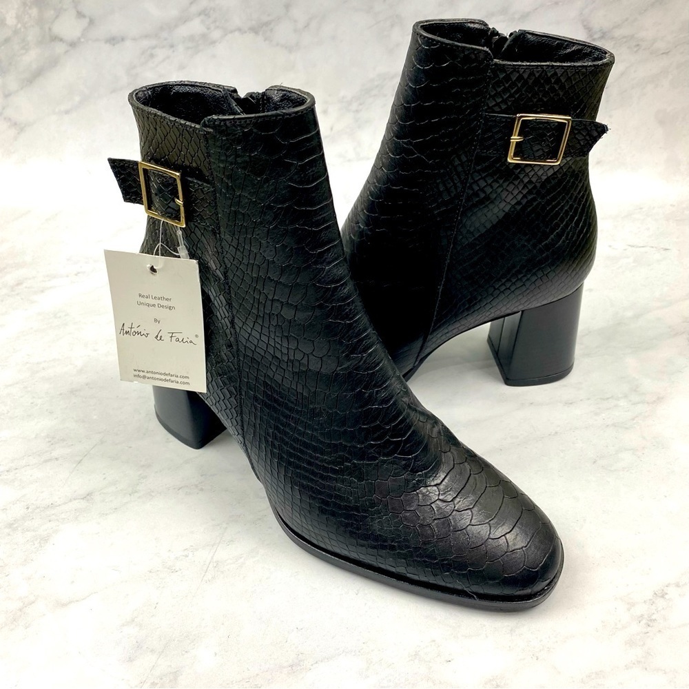 Antonia De Faria: Camila Leather Snake Skin Ankle Boots Booties Black Size 8 NWT